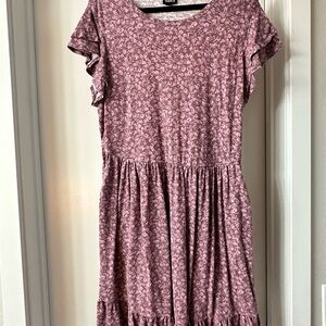 Torrid Women's Mini Chiffon Skater Dress Berry Floral Size 2X Ruffle Sleeve